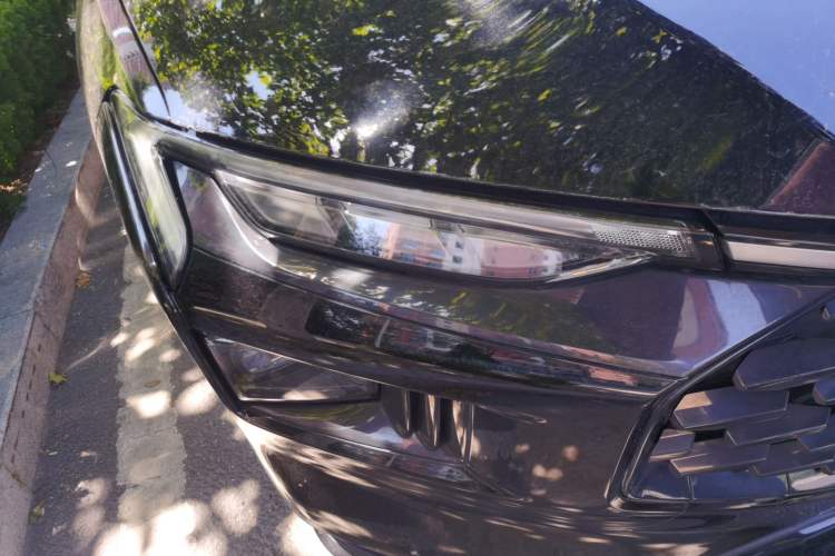 Used Ford Mondeo 2023 EcoBoost 180 Comfort Model Right Front Headlight