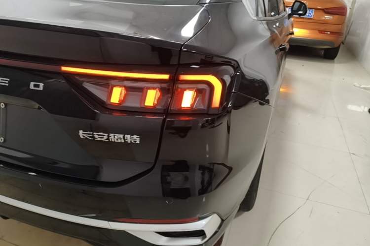 Used Ford Mondeo 2023 EcoBoost 180 Luxury Model Right Rear Taillight