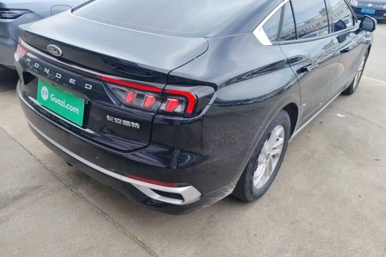Used Ford Mondeo 2023 EcoBoost 180 Comfort Model Right Rear Taillight