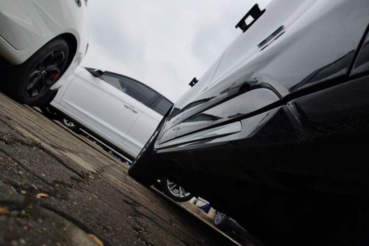 Used Ford Mondeo 2023 EcoBoost 245 Luxury Model Right Side Sill