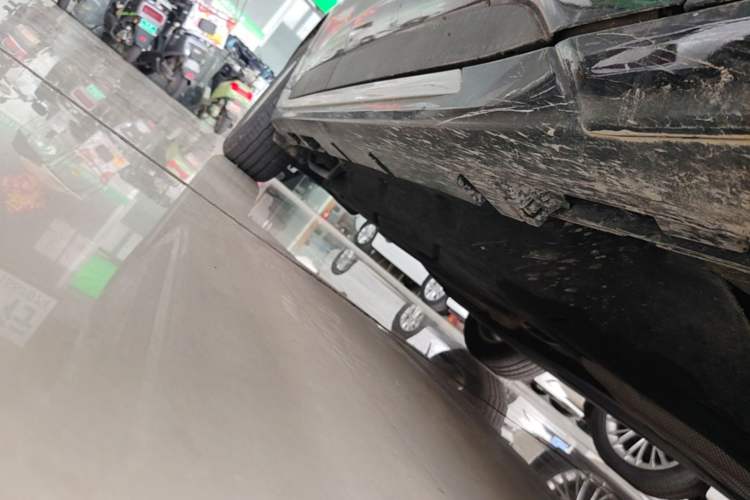 Used Ford Mondeo 2023 EcoBoost 180 Comfort Model Right Side Sill