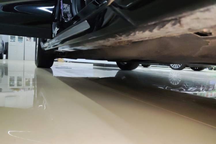 Used Ford Mondeo 2023 EcoBoost 180 Comfort Model Right Side Sill