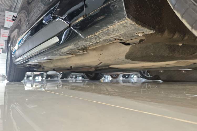 Used Ford Mondeo 2023 EcoBoost 180 Comfort Model Right Side Sill