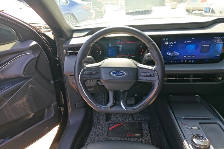 Used Ford Mondeo 2023 EcoBoost 180 Comfort Model Steering Wheel
