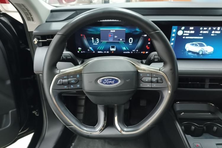 Used Ford Mondeo 2023 EcoBoost 180 Luxury Model Steering Wheel