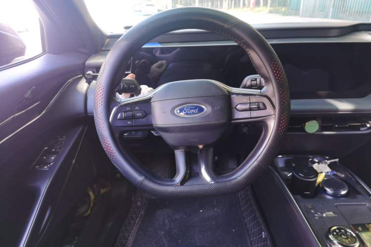 Used Ford Mondeo 2023 EcoBoost 180 Comfort Model Steering Wheel