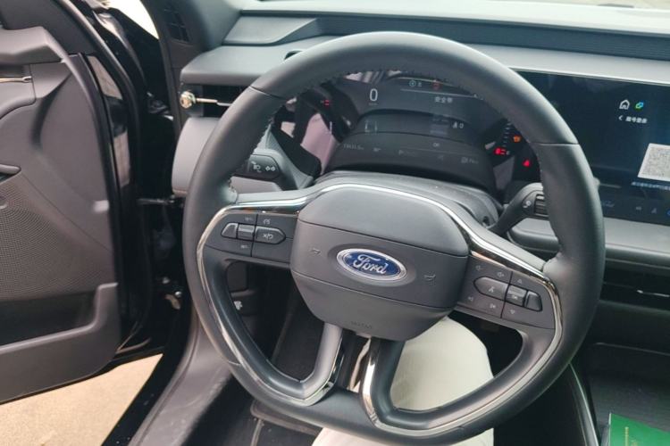 Used Ford Mondeo 2023 EcoBoost 180 Comfort Model Steering Wheel