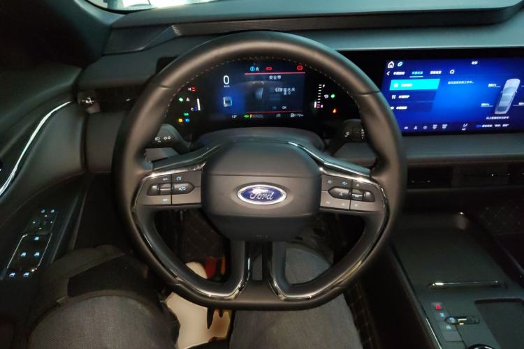 Used Ford Mondeo 2023 EcoBoost 180 Comfort Model Steering Wheel