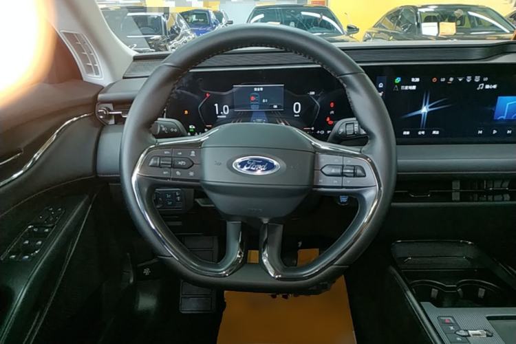 Used Ford Mondeo 2023 EcoBoost 180 Luxury Model Steering Wheel
