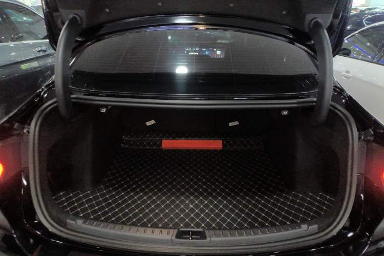 Used Ford Mondeo 2023 EcoBoost 245 Luxury Model Trunk