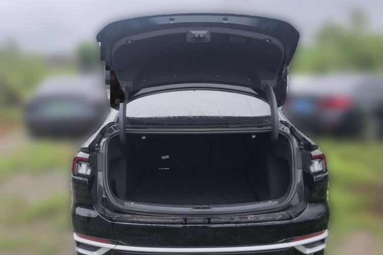 Used Ford Mondeo 2023 EcoBoost 180 Comfort Model Trunk