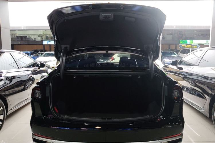 Used Ford Mondeo 2023 EcoBoost 180 Luxury Model Trunk