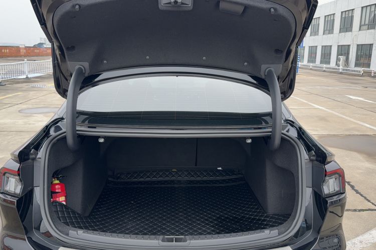 Used Ford Mondeo 2023 EcoBoost 245 Luxury Model Trunk