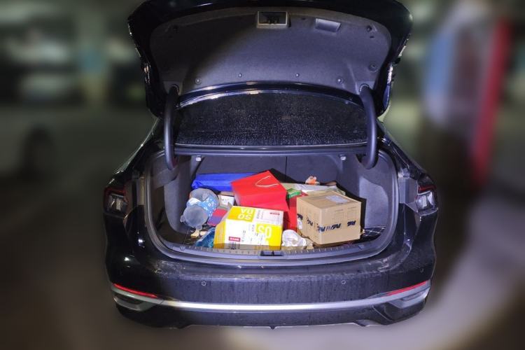 Used Ford Mondeo 2023 EcoBoost 180 Luxury Model Trunk