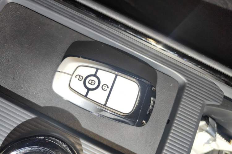 Used Ford Mondeo 2023 EcoBoost 180 Luxury Model Vehicle Key
