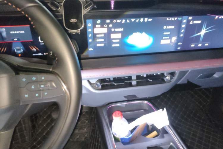 Used Ford Mondeo 2023 EcoBoost 245 Ultimate Model Audio And AC Panel