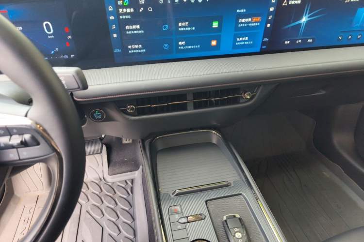 Used Ford Mondeo 2023 EcoBoost 245 Luxury Model Audio And AC Panel