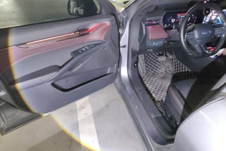 Used Ford Mondeo 2023 EcoBoost 245 Ultimate Model Driver Seat