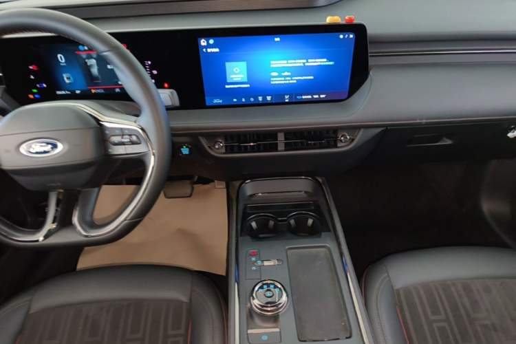 Used Ford Mondeo 2023 EcoBoost 180 Comfort Model Audio And AC Panel
