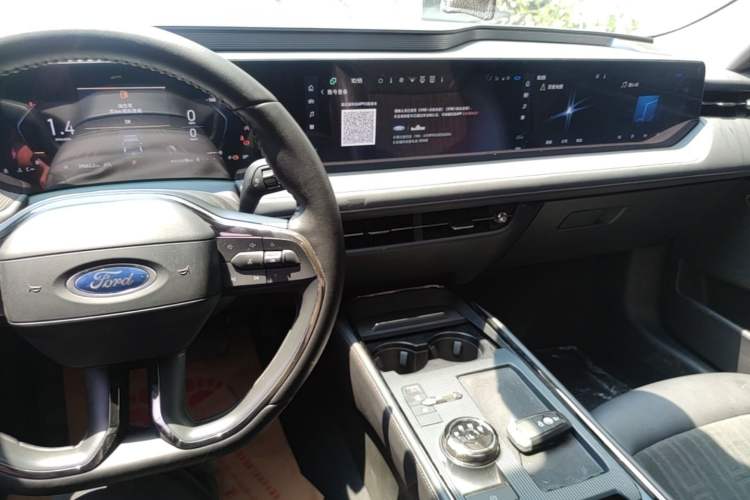 Used Ford Mondeo 2023 EcoBoost 245 Luxury Model Audio And AC Panel