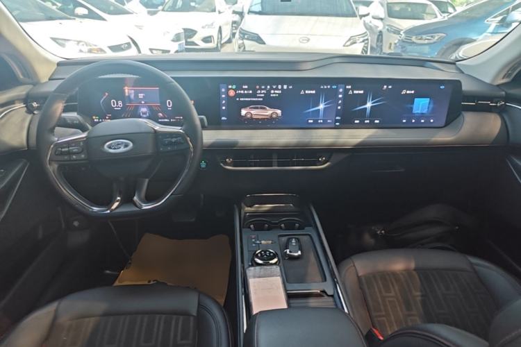 Used Ford Mondeo 2023 EcoBoost 245 Luxury Model Center Console
