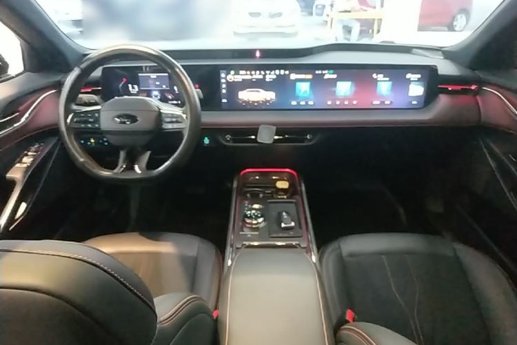 Used Ford Mondeo 2023 EcoBoost 245 Ultimate Model Center Console