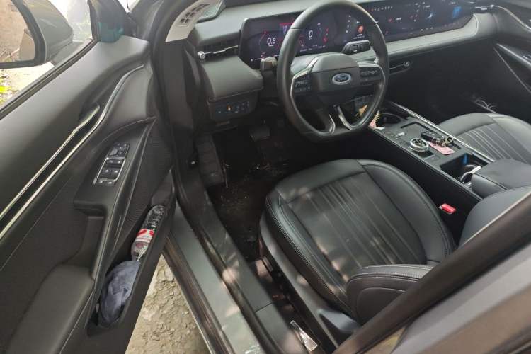 Used Ford Mondeo 2023 EcoBoost 245 Luxury Model Driver Seat