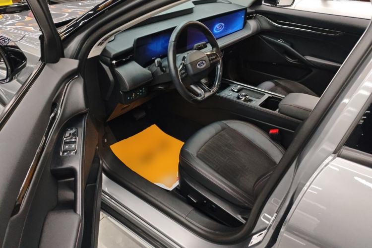 Used Ford Mondeo 2023 EcoBoost 245 Luxury Model Driver Seat
