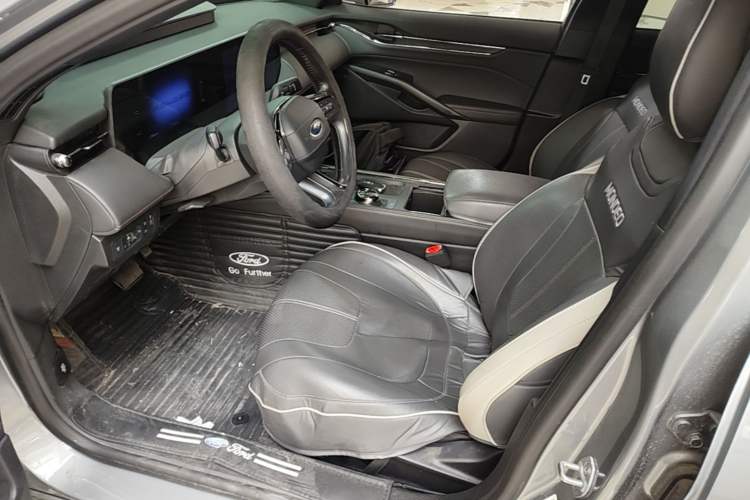 Used Ford Mondeo 2023 EcoBoost 180 Comfort Model Driver Seat