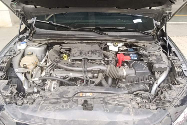 Used Ford Mondeo 2023 EcoBoost 245 Ultimate Model Engine Bay