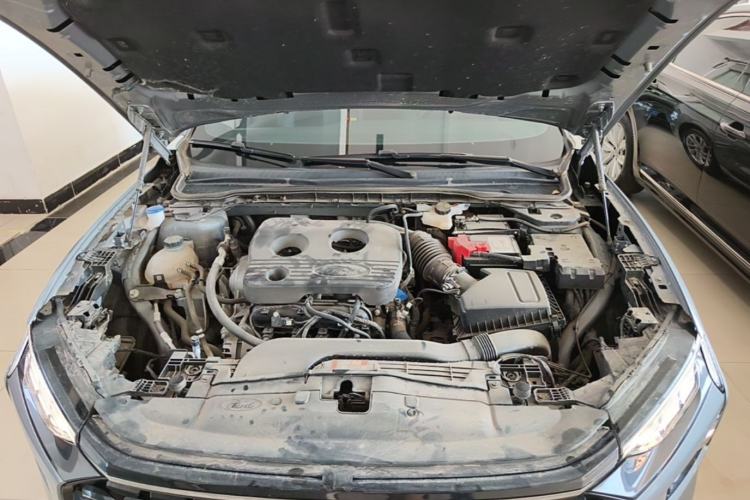 Used Ford Mondeo 2023 EcoBoost 180 Comfort Model Engine Bay