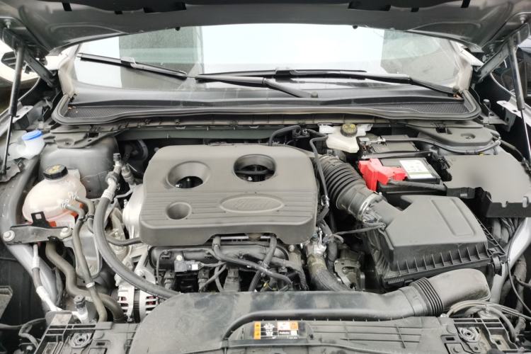 Used Ford Mondeo 2023 EcoBoost 180 Comfort Model Engine Bay