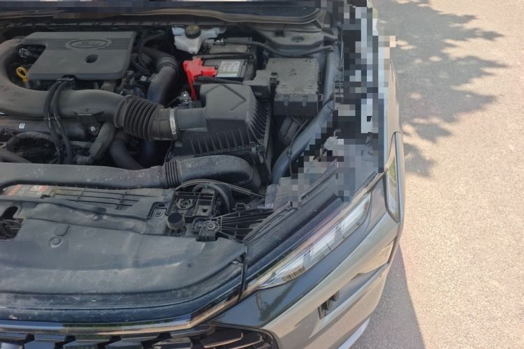 Used Ford Mondeo 2023 EcoBoost 245 Ultimate Model Engine Bay Left