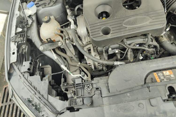Used Ford Mondeo 2023 EcoBoost 180 Comfort Model Engine Bay Right