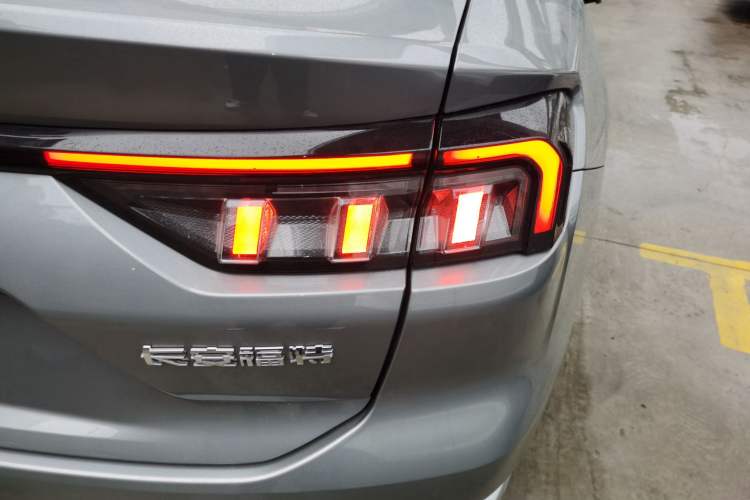 Used Ford Mondeo 2023 EcoBoost 180 Comfort Model Exterior 3