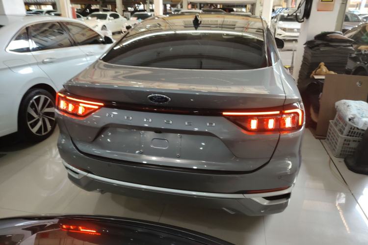 Used Ford Mondeo 2023 EcoBoost 245 Luxury Model Exterior 4