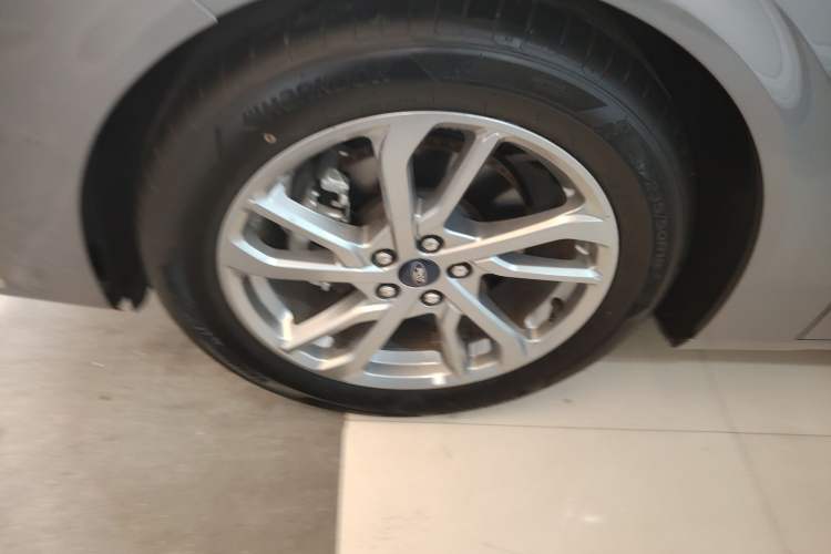 Used Ford Mondeo 2023 EcoBoost 245 Luxury Model Exterior 7
