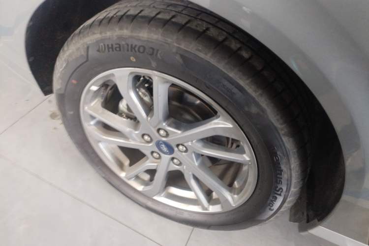 Used Ford Mondeo 2023 EcoBoost 245 Luxury Model Exterior 8