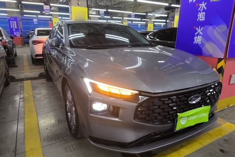 Used Ford Mondeo 2023 EcoBoost 180 Luxury Model Front Right 45 Deg