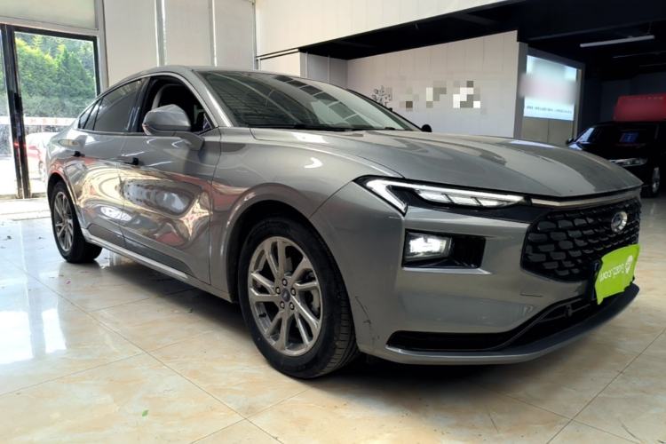 Used Ford Mondeo 2023 EcoBoost 180 Luxury Model Front Right 45 Deg