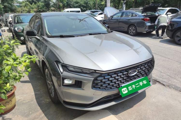 Used Ford Mondeo 2023 EcoBoost 245 Luxury Model Front Right 45 Deg