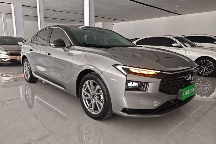 Used Ford Mondeo 2023 EcoBoost 245 Luxury Model Front Right 45 Deg