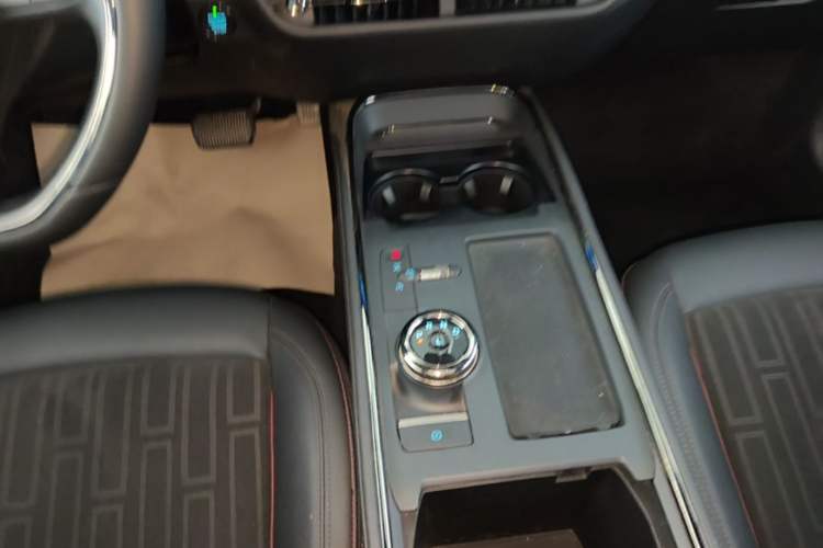 Used Ford Mondeo 2023 EcoBoost 180 Comfort Model Gear Lever