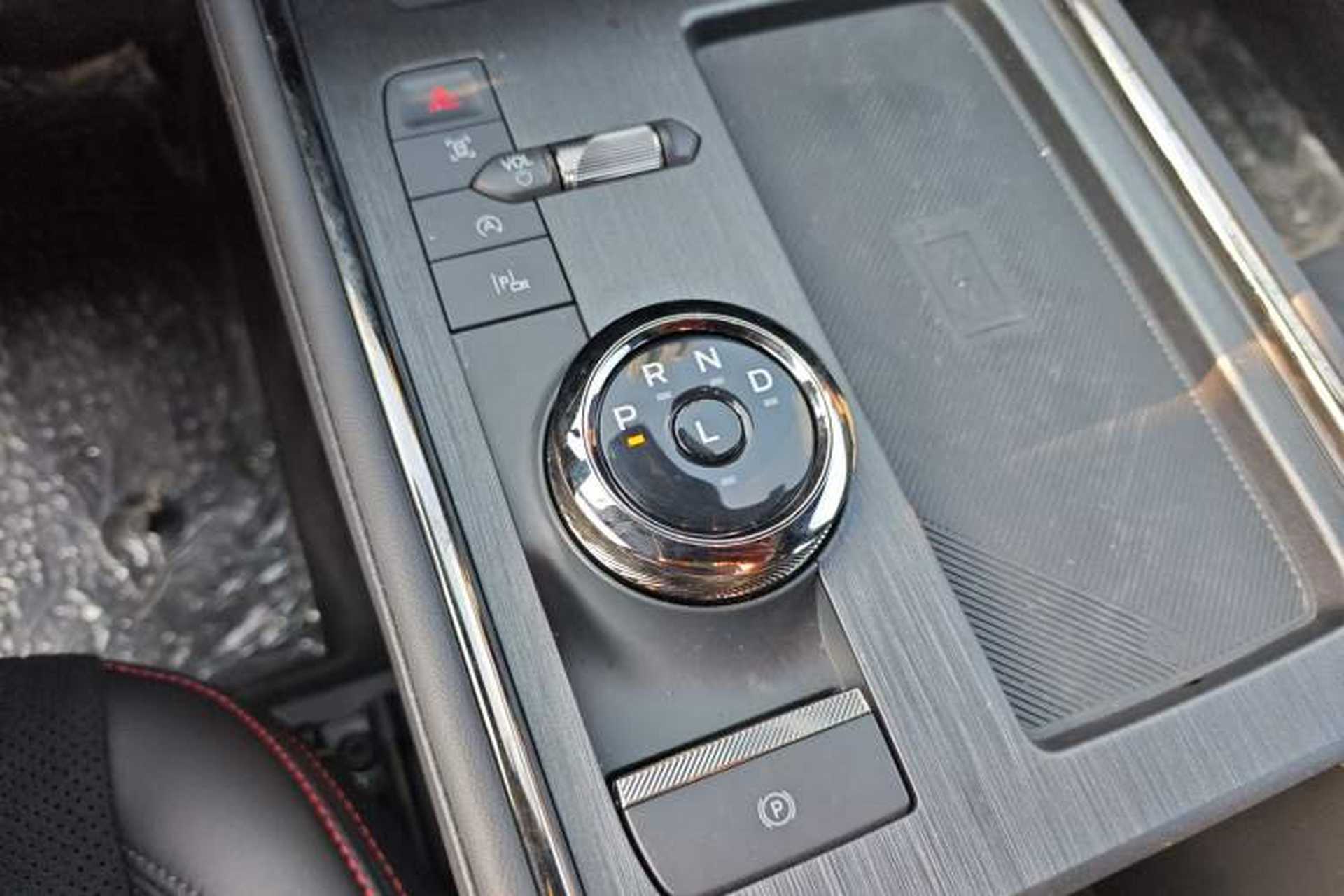 Used Ford Mondeo 2023 EcoBoost 245 ST-Line Gear Lever