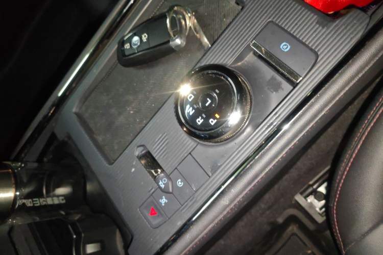 Used Ford Mondeo 2023 EcoBoost 180 Luxury Model Gear Lever