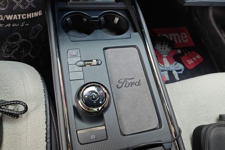 Used Ford Mondeo 2023 EcoBoost 245 Luxury Model Gear Lever