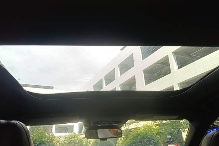 Used Ford Mondeo 2023 EcoBoost 245 Ultimate Model Headliner
