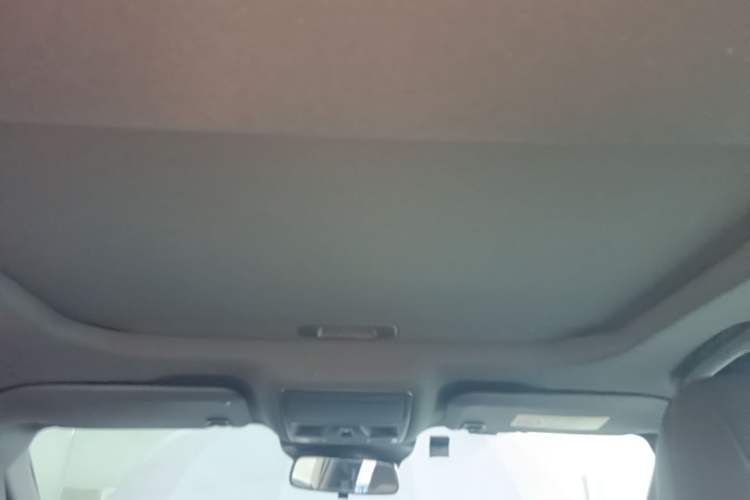 Used Ford Mondeo 2023 EcoBoost 180 Comfort Model Headliner