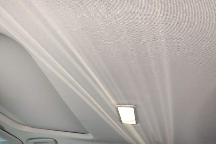 Used Ford Mondeo 2023 EcoBoost 245 Luxury Model Headliner
