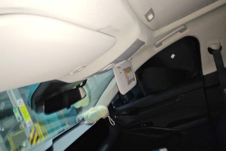Used Ford Mondeo 2023 EcoBoost 180 Luxury Model Headliner